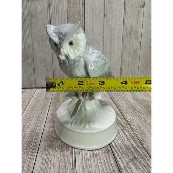 Vintage Owl Figurine Statue Standing On Branch Porcelain White Home Decor 6.5" - Picture 9 of 10